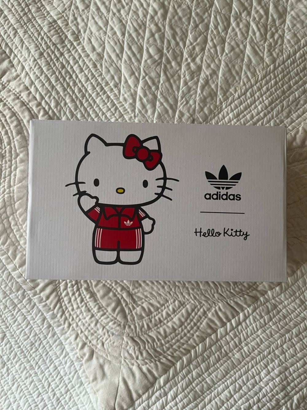 adidas Hello Kitty Sambae Sneakers - Picture 2 of 14